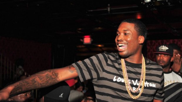 Rapper Meek Mill Returns to Jail, After Allegedly Posting Photo With Gun