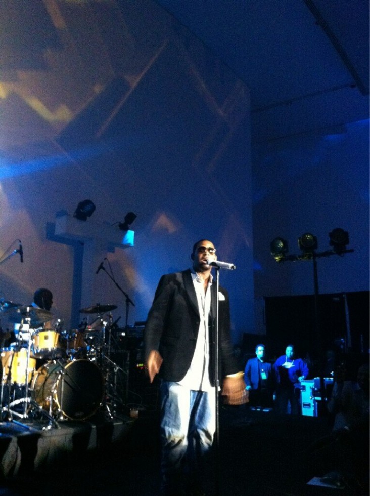 r.kelly performs-michael jordan 50th birthday party-all star weekend-the jasmine brand