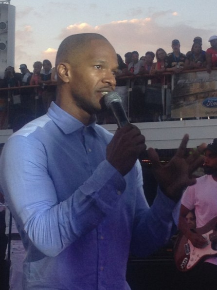 Jamie-Foxx-Cruise-2013-the-jasmine-brand.jpg