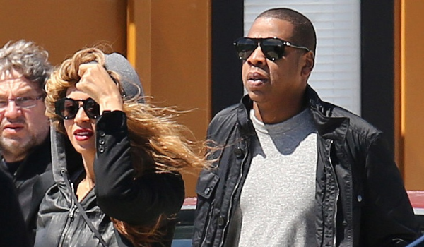 [Photos] Jay Z Denies Pregnancy # Two + Who Do You Believe: E! News or Hot 97?