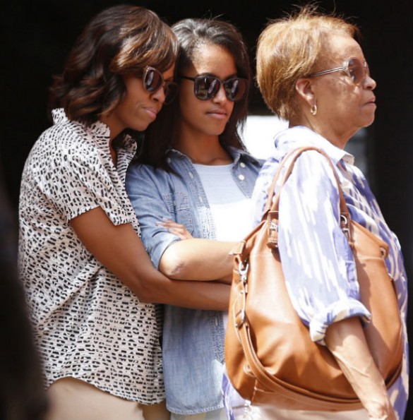 Michelle-Obama-Malia-Sengeal-2013-The-Jasmine-Brand