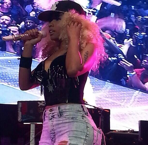 [Video] After Making Up With Hot 97, Nicki Minaj Returns to Summer Jam Stage With 2 Chainz