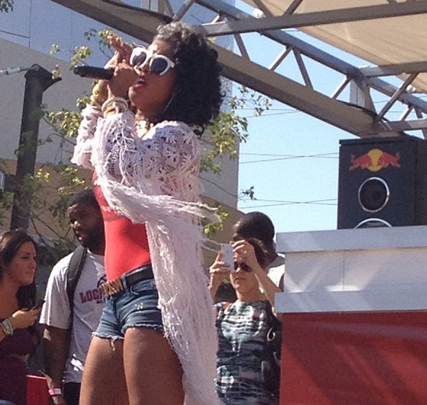[VIDEO] Kelis Brings Her ‘Milkshake’ To Las Vegas, Performs At The Palms Pool Party