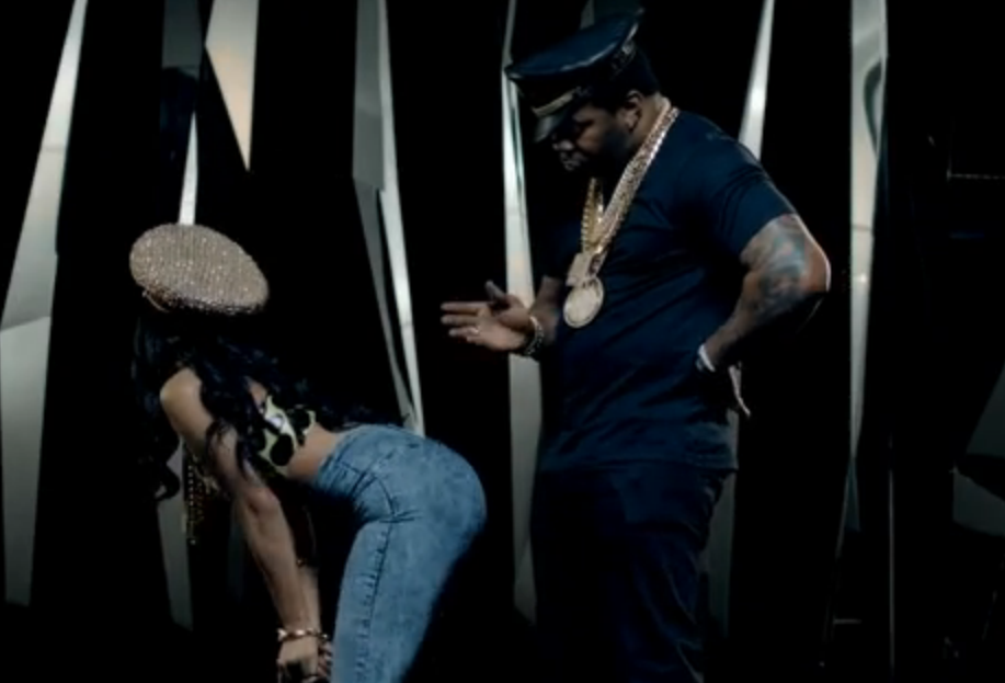 WATCH Nicki Minaj Booty Pops For Busta Rhymes' 'Twerk It' Vi...