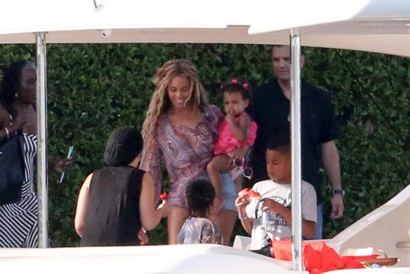 beyonce-blue ivy-miami 2013-the jasmine brand