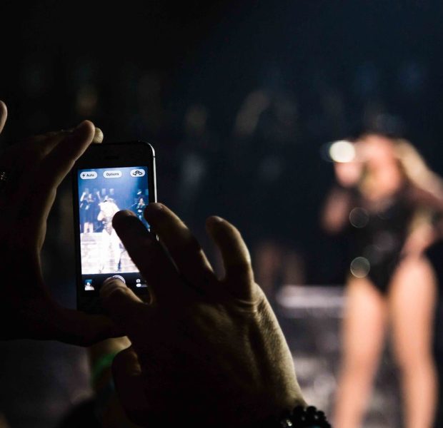 [VIDEO] Beyonce Tells Atlanta Concert Goer ‘Put That Damn Camera Down’