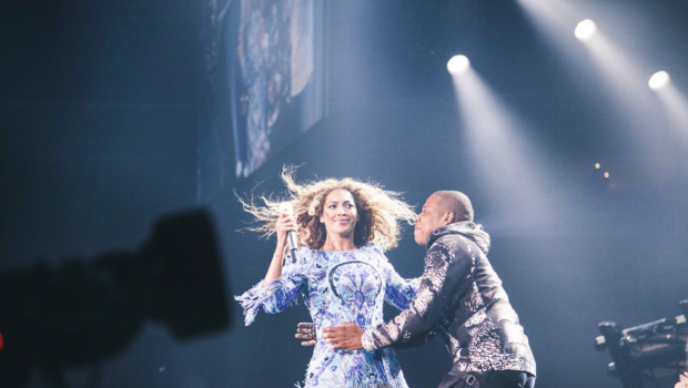 [VIDEO] Jay-Z Surprises Beyoncé During Philly Concert + Timmy Kelly Gets Some Shine During ‘Mrs. Carter Show’