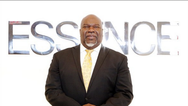 TD Jakes Explains Why He Invited Oprah to #MegaFest, New BET Talk Show + How He Handles Critics