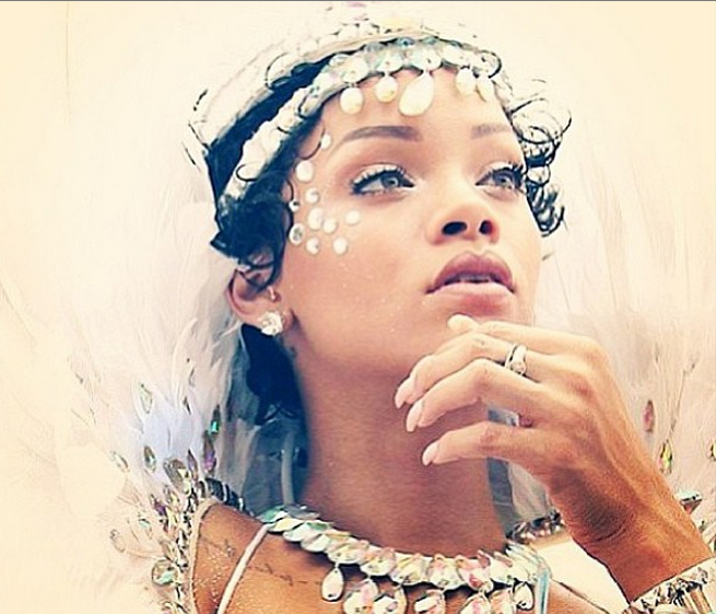 [photos] Rihanna Serves Fashion Sex Appeal In Revealing Barbados