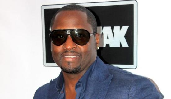 Johnny Gill Pissed At Media: I Did Not Get My Ass Kicked By A White Man!