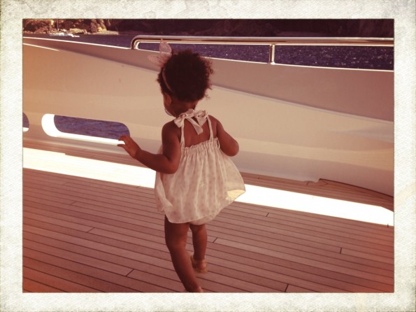 blue ivy-beyonce-jay z-Mediterranean vacation 2013-the jasmine brand