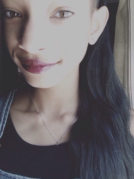 Willow Smith-Selfie-The Jasmine Brand.jpg
