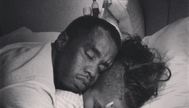 [Photo] Cassie Shares Private Moment Of Boyfriend Diddy In Bed