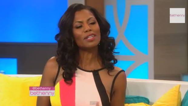 [WATCH] Awkward Much? Omarosa & Bethenny Get In Heated Argument, Resulting In A $10k Bet