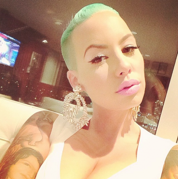 Amber-Rose-Green-Hair-2-The Jasmine Brand