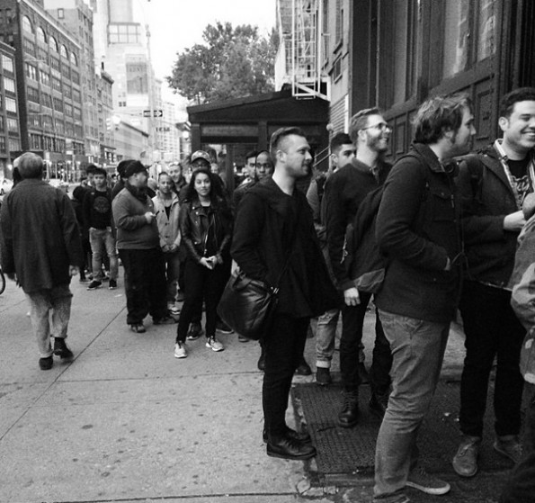 crowd-kanye west-yeezus tour pop up-new york-the jasmine brand