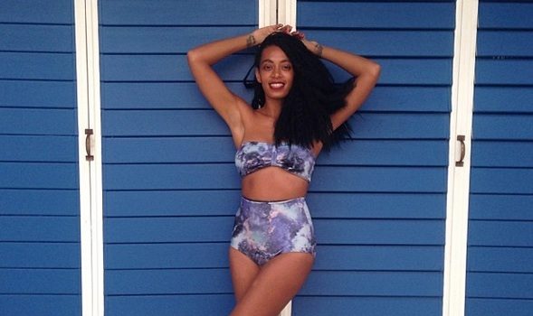 [Photos] Welcome to Jamrock! Solange Knowles Vacays in Jamaica