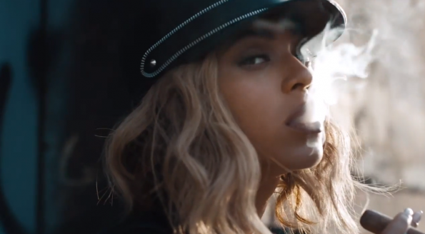 Beyoncé's Bangs Out Charts, Sells Over 80,000 Copies in 3 Hours + 'Mine