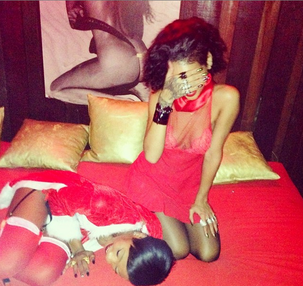 [Photos] Sexy Santa: Rihanna Wears Red Nightie For Christmas Lingerie Party
