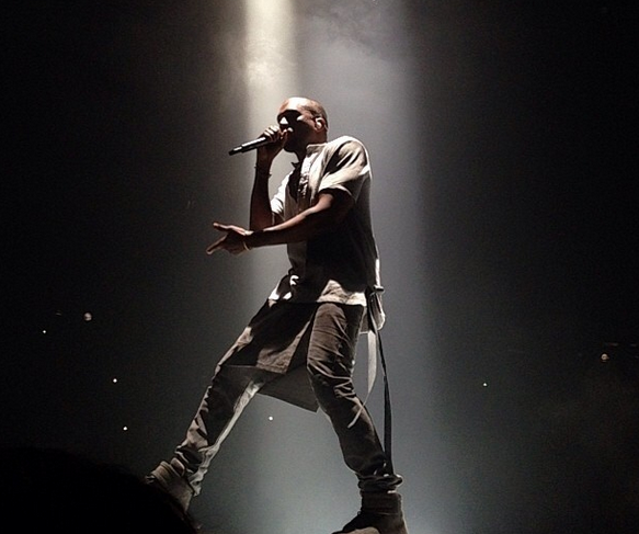 [VIDEO] Kanye West Tells Grammys 'F**K You For Christmas', Vows To Only ...