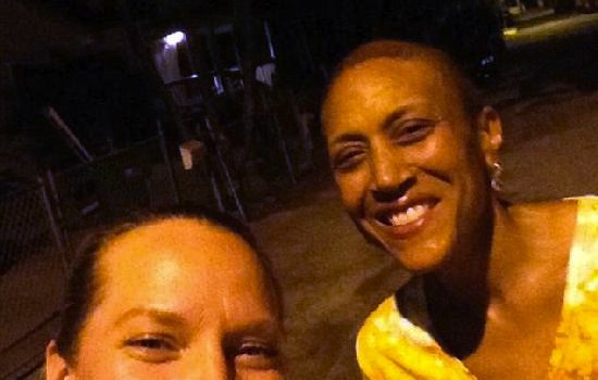 GMA’s Robin Roberts Comes Out the Closet, Publicly Thanks Long-Term Girlfriend