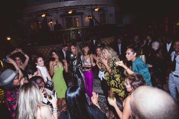 dancing-beyonce-jay z-new years eve party-versace mansion-the jasmine brand