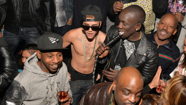[Photos] A Chest Naked Justin Bieber Parties With Diddy, Cassie & Rick Ross at ATL Club