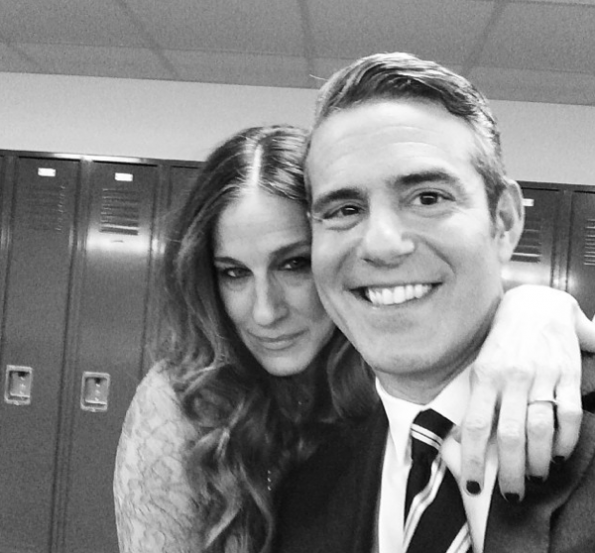 Andy-Cohen-Sarah-Jessica-Parker-Celeb-Selfie-2014-The Jasmine Brand