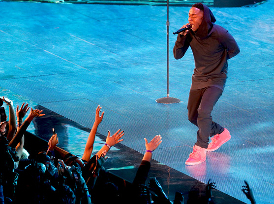 [WATCH] Kendrick Lamar Gives High Energy Performance At All Star Weekend