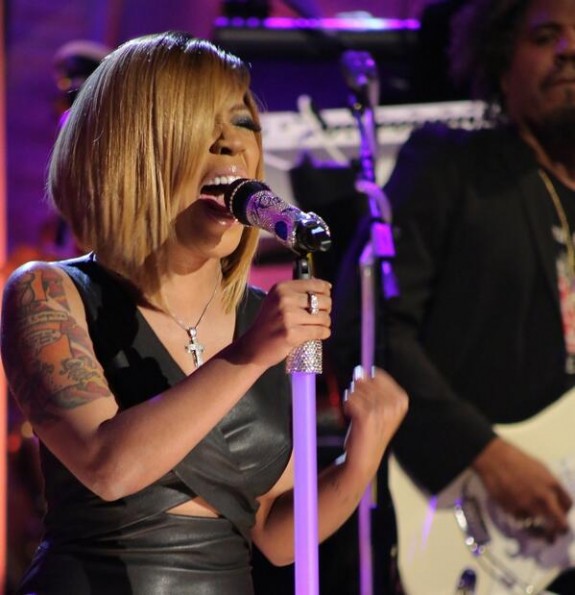 k.michelle-performs on arsenio hall 2014-the jasmine brand