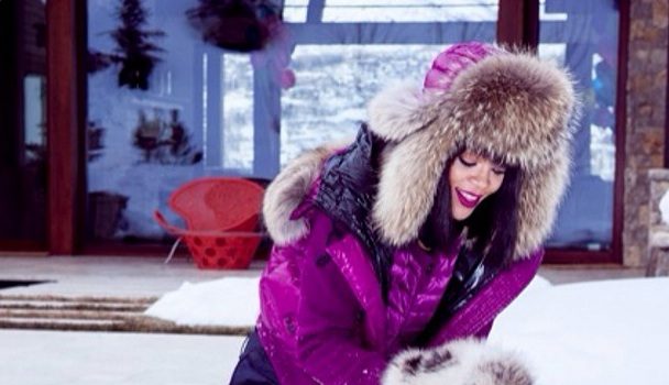 [Photos] Rihanna Spends Birthday Snuggled Up In Snowy Aspen