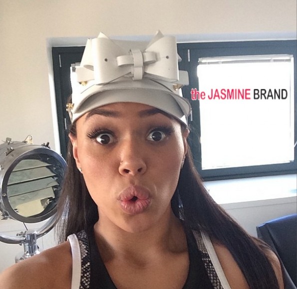 elle varner-selfie-the jasmine brand