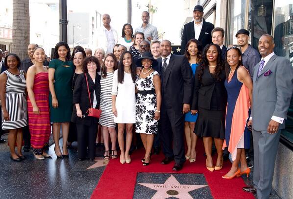 [Photos] Tavis Smiley Lands Hollywood Star + Jay Leno, Larry King Attend