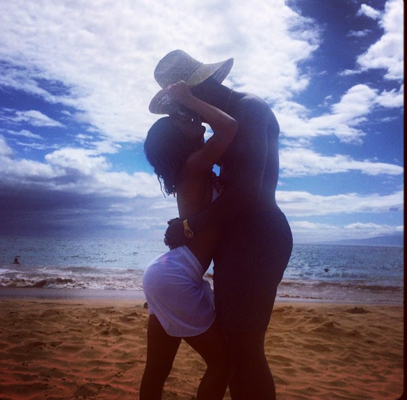 [Photos] Teyana Taylor & New Boyfriend Iman Schumpert Vacay In Hawaii