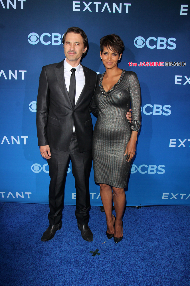 Halle Berry & Husband Olivier Martinez Attend 'Extant' Premiere