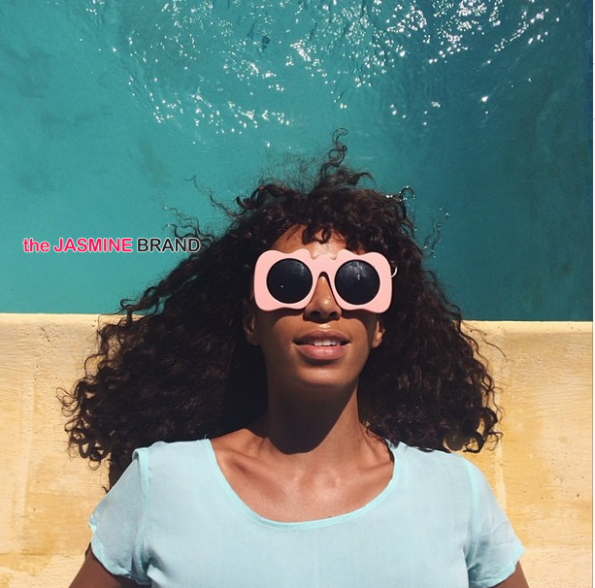 solange knowles-sunglasses selfie-the jasmine brand