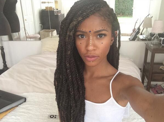 Singer Simone Battle Dies At Age 25