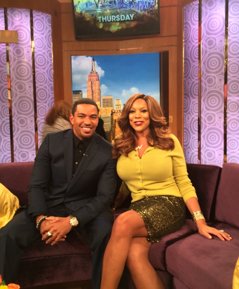 Laz Alonso Talks Drunk Tweeting, Weaves & Booties on the Wendy Williams Show