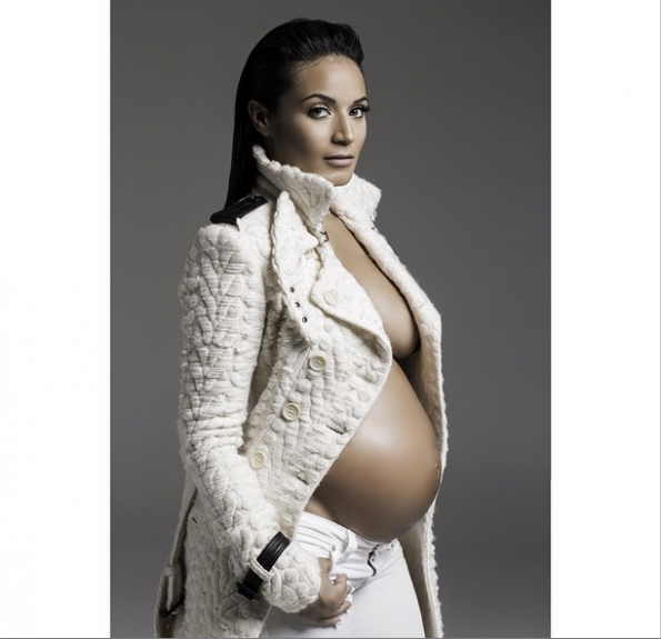 Zena Foster-Pregnancy Shoot-by Lance Gross-i-the jasmine brand