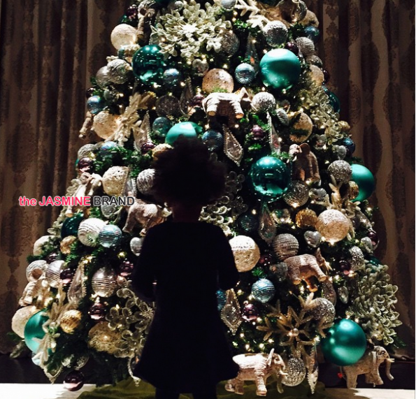 blue ivy-beyonce-christmas tree-the jasmine brand