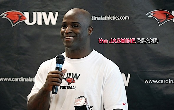 (EXCLUSIVE) Ricky Williams Baby Mama Slaps NFL Star w/ Lawsuit For Denying His Child To Media