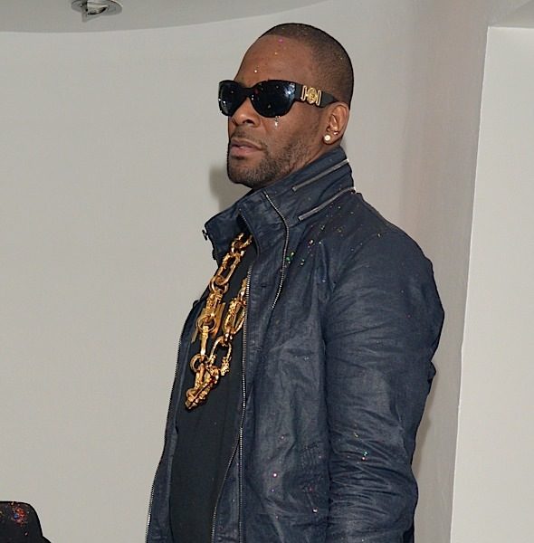 R.Kelly – Grand Jury Allegedly Convenes Following Allegations Of New Sextape, Kelly Accused Of Tampering W/ 2008 Acquittal Trial