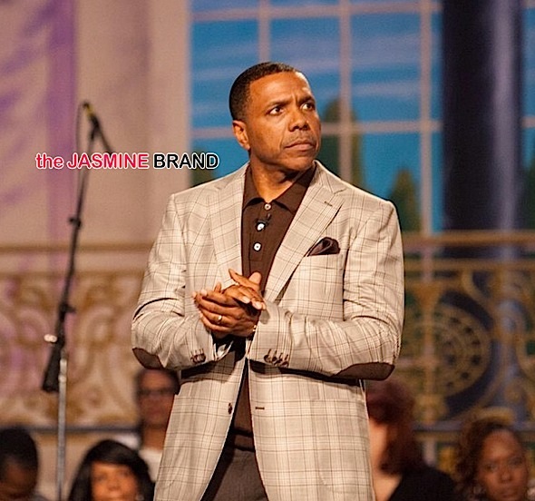 Creflo Dollar Slams Critics After Asking Congregation for $65 Million Plane [VIDEO]