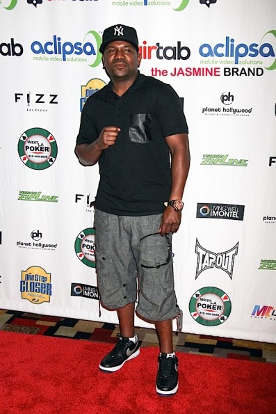 9th Annual Raising the Stakes for CP Celebrity Charity Poker Tournament Benefiting One Step Close Foundation - Arrivals