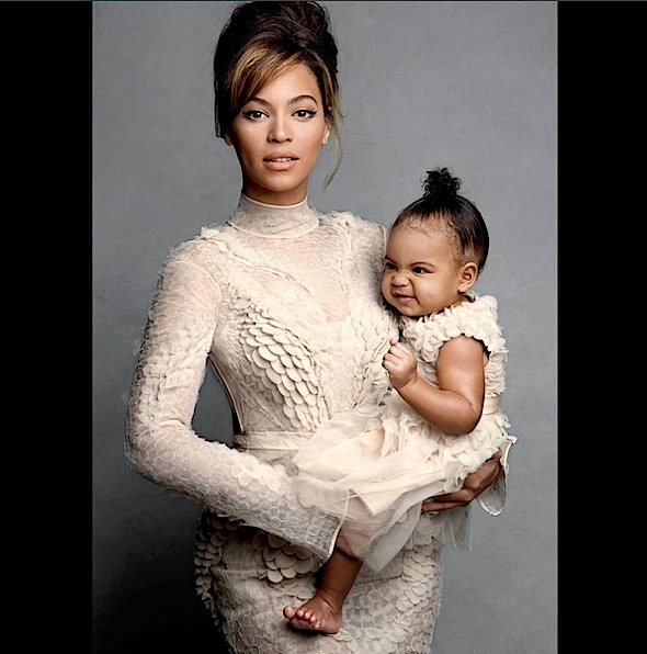 Beyonce Reminisces With 11-Month-Old Blue Ivy [Photos]