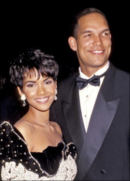 Halle Berry, Halle Berry's Ex-husband former MLB player David