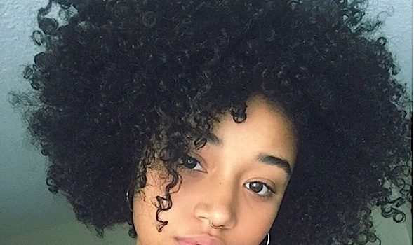 Amandla Stenberg Claims She Was Simply Being ‘Funny’ By Sending Direct Message To Film Critic Who Called Her Latest Film A ’95-Minute Advertisement For Cleavage’