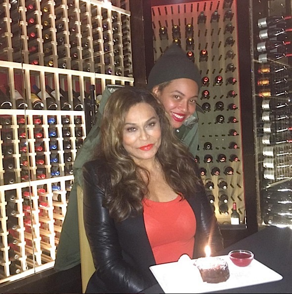 Beyonce & Solange Knowles Help Mama Tina Celebrate Birthday [Photos]