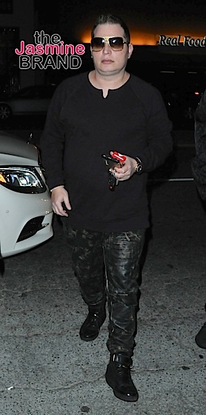 Scott Storch is seen arriving at Mr. Nice Guy in West Hollywood, CA