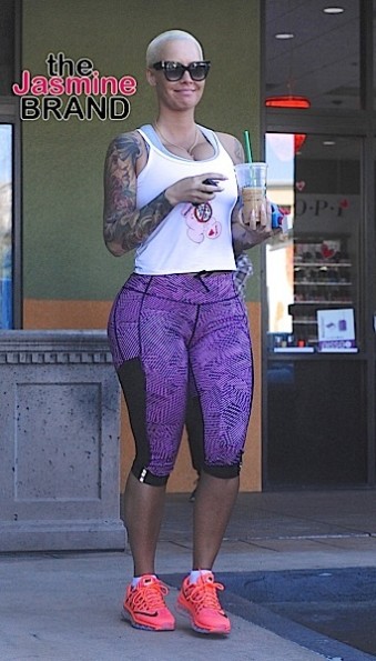 Amber Rose exits from a nail salon in Los Angeles, CA. Pictured: Amber Rose Ref: SPL1221832 050216 Picture by: Aficionado Group / Splash News Splash News and Pictures Los Angeles: 310-821-2666 New York: 212-619-2666 London: 870-934-2666 photodesk@splashnews.com 